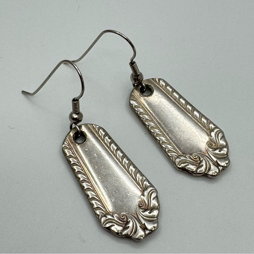 Vintage Spoon Earrings Silver Tone Dangle Flatware Jewelry - Picture 2 of 6